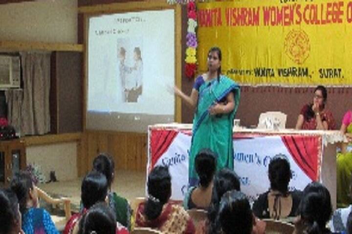 Vanita Vishram Womens College of Commerce, Surat campus photo 3