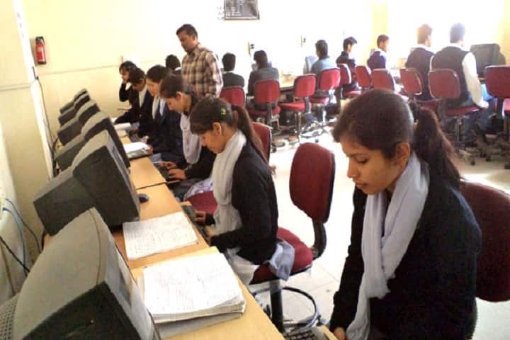 Government Girl's Polytechnic, Almora campus photo 3