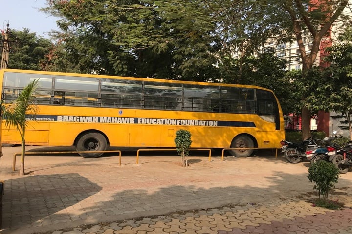 Bhagwan Mahavir College of Business Administration, Surat campus photo 4