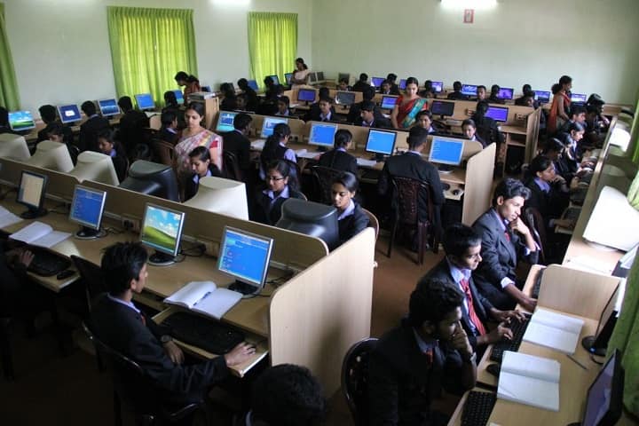 Holy Cross College of Management and Technology, Idukki campus photo 3