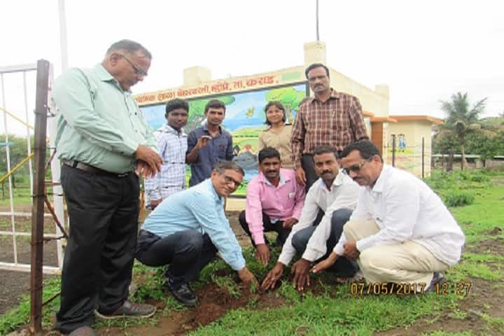 Shikshanmaharshi Bapuji Salunkhe Mahavidyalaya, Karad campus photo 4