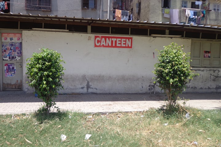 Udhna Citizen Commerce College, Surat campus photo 6