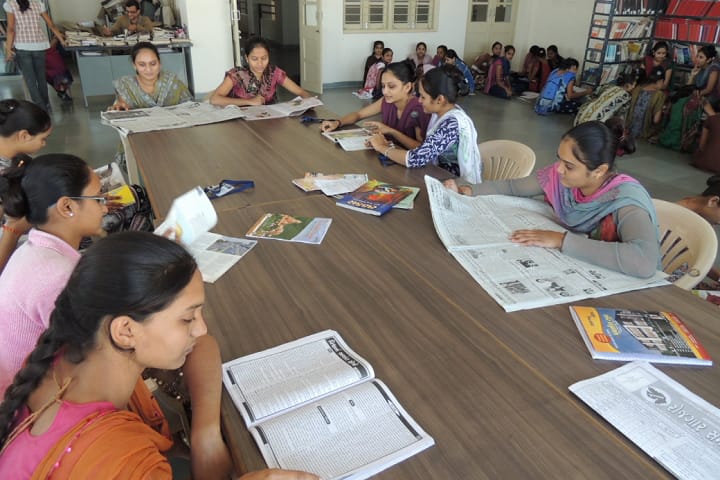 Smt RR Patel Mahila Arts and Commerce College, Rajkot campus photo 2