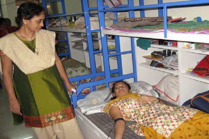 Smt RR Patel Mahila Arts and Commerce College, Rajkot campus photo 4