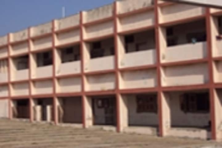 Smt CP Choksi Arts and Shree PL Commerce College, Veraval campus photo 2