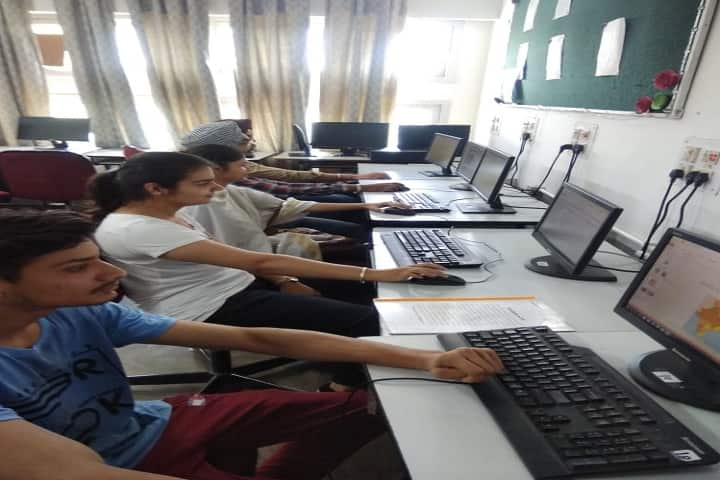 Chandigarh College of Engineering and Technology Diploma Wing, Chandigarh campus photo 4