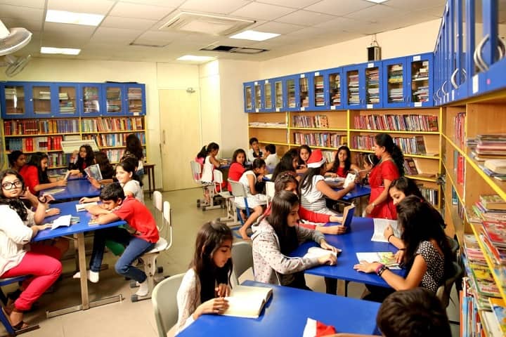 Hindustani Education Society's Azad Mahavidyalaya, Ausa campus photo 4