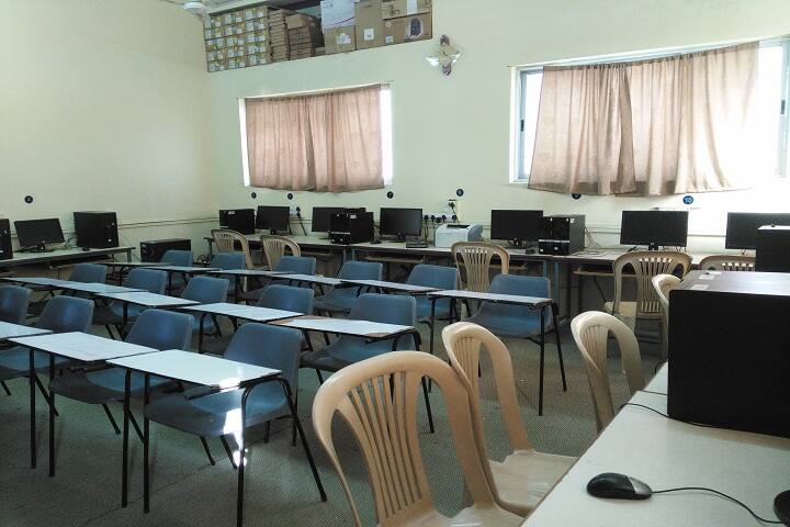 JAT Arts Science and Commerce College for Women, Malegaon campus photo 4