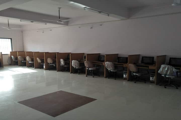Municipal Arts and Commerce College, Upleta campus photo 5