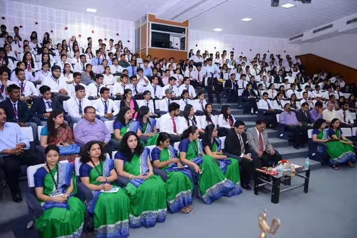 IIIM Jaipur campus photo 3