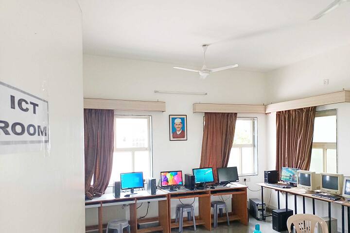 RM Memorial Women Teachers Training College, Kota campus photo 6