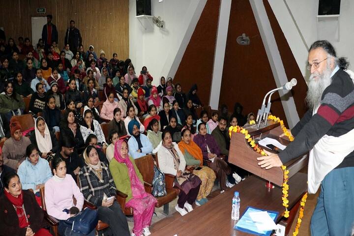 Punjabi University, Baba Jogi Peer Neighbourhood Campus, Ralla, Mansa campus photo 3