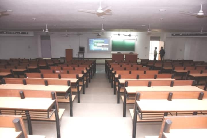 Prasad Institute of Medical Sciences, Lucknow campus photo 4