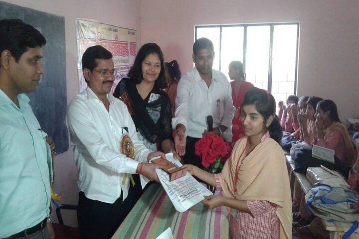 Swar Mahila Mahavidyalaya Swar, Rampur campus photo 3