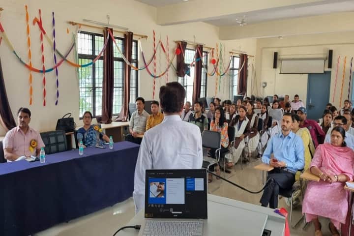 Government Degree College, Chinyalisaur campus photo 5
