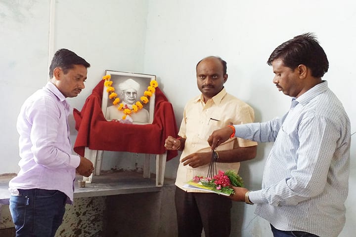 Late Shankarrao Gutte Gramin Arts Commerce and Science College, Dharmapuri campus photo 3
