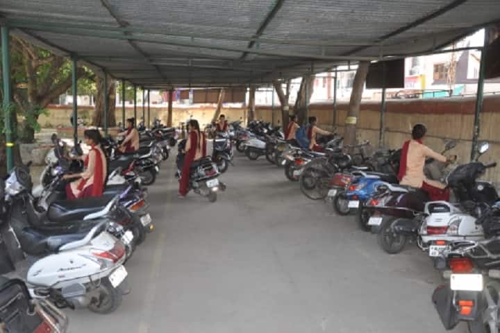 RMV Girls College, Udaipur campus photo 3