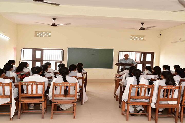 Smt Kamla Devi Gauridutt Mittal Mahila Mahavidyalaya, Sardarshahr campus photo 4