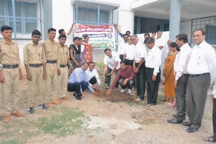 Janata Kala Vanijya Mahavidyalaya, Malkapur campus photo 3