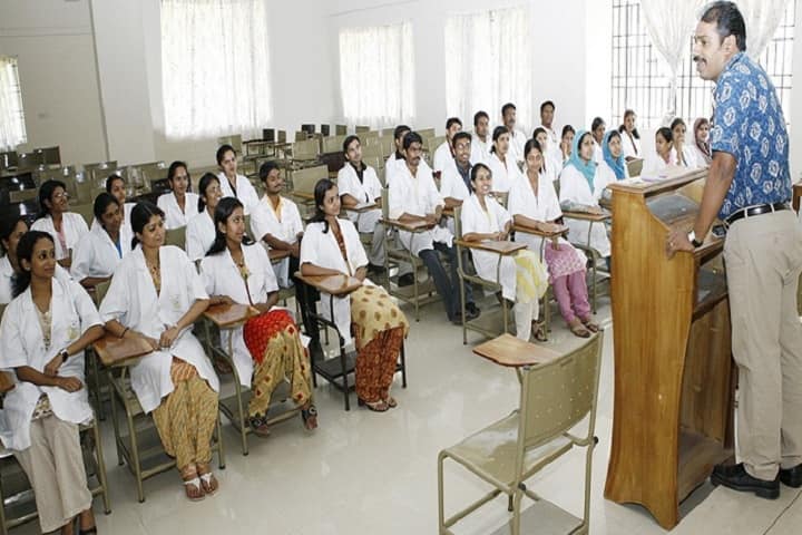 Pushpagiri College of Dental Sciences, Perumthuruthy campus photo 2