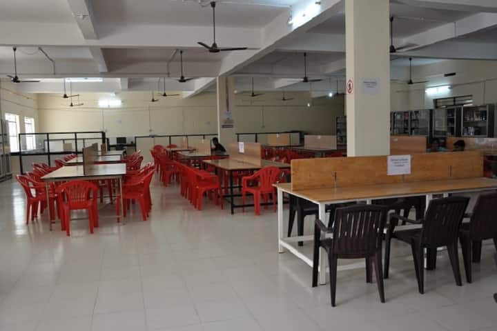 PSM College of Dental Sciences and Research, Akkikavu campus photo 3