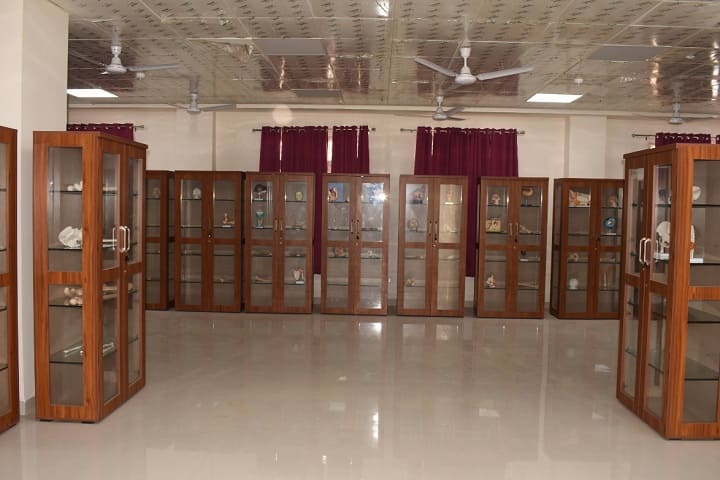 Maharshi Devraha Baba Autonomous State Medical College, Deoria campus photo 3