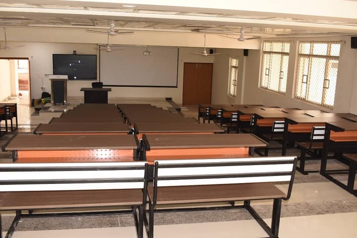Maharshi Devraha Baba Autonomous State Medical College, Deoria campus photo 4