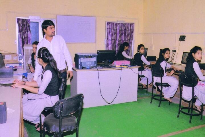 Shri Agrasen Mahila Mahavidhyalaya, Dolapur campus photo 3