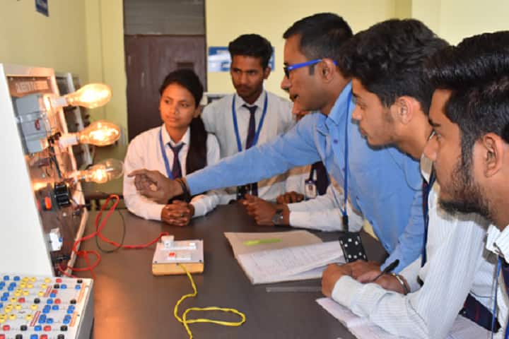 Rudrapur Institute of Technology, Rudrapur campus photo 3
