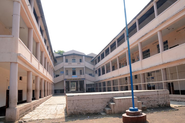 Rayat Shikshan Sanstha's Laxmibai Bhaurao Patil Mahila Mahavidyalaya, Solapur campus photo 2