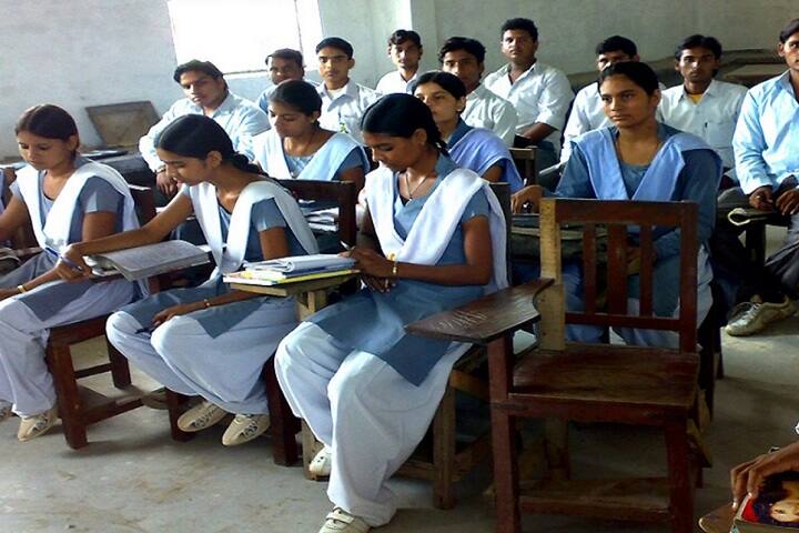 Sri Radha Krishan Degree College, Agra campus photo 2