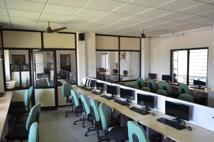 Image Engineering and Technical Institute, Matar campus photo 3