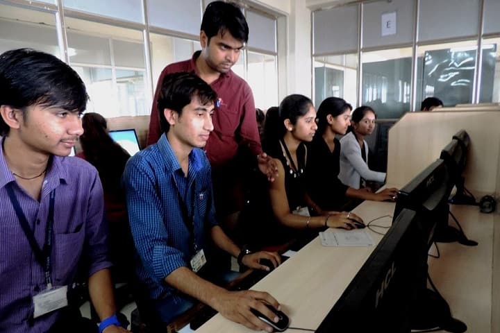 ARPIT Institute of Engineering and Technology, Rajkot campus photo 3