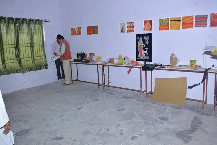 Gulkandi Lalaram Degree College, Mathura campus photo 4