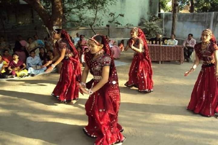 Dr Subhash Mahila Arts Commerce and Home Science College, Junagadh campus photo 3