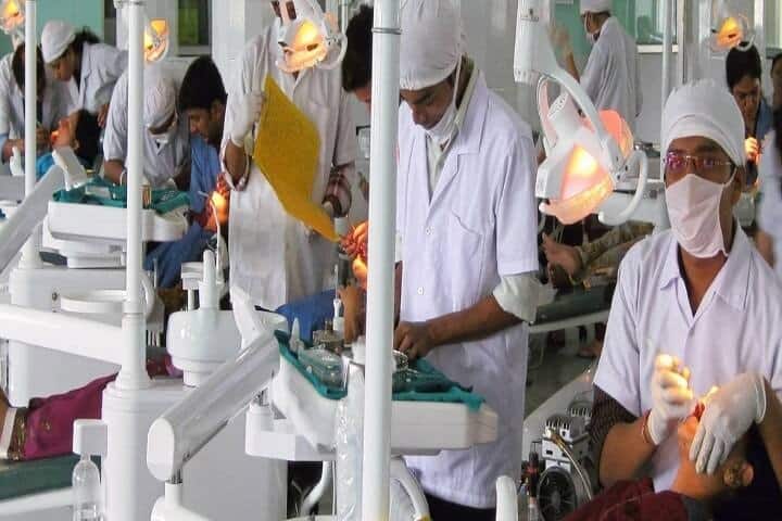 Manubhai Patel Dental College, Vadodara campus photo 5