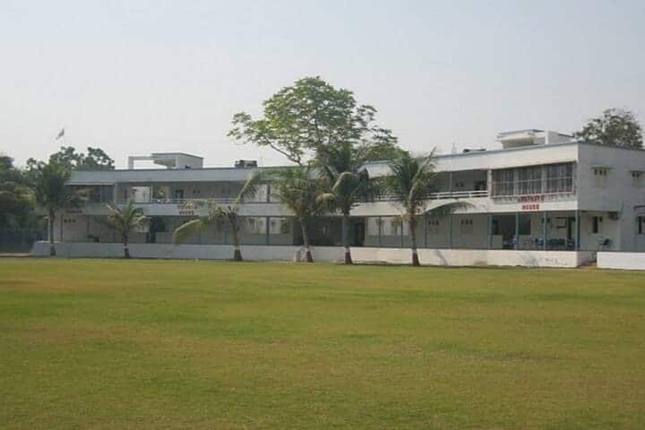 Manubhai Patel Dental College, Vadodara campus photo 6