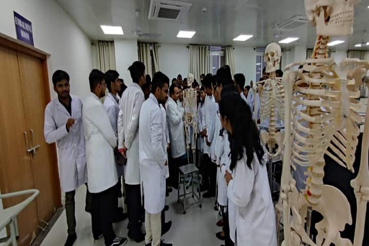 Madhav Prasad Tripathi Medical College and Hospital, Siddharthnagar campus photo 3