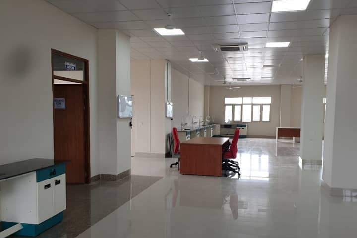 Autonomous State Medical College, Etah campus photo 3