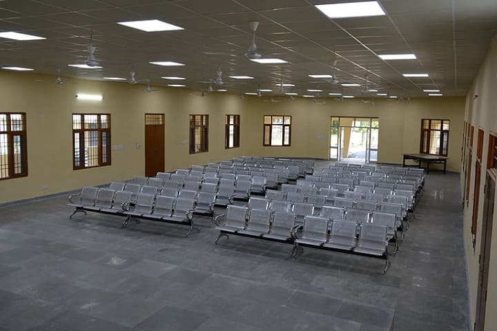 Maharaj Bhuriwale Garibdassi Government College, Pojewal campus photo 3