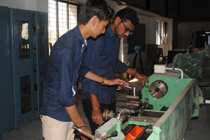 Smt Shantaben Haribhai Gajera Engineering College, Amreli campus photo 5