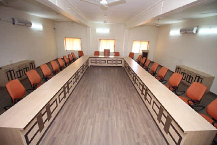 SREZ, Rajkot campus photo 2