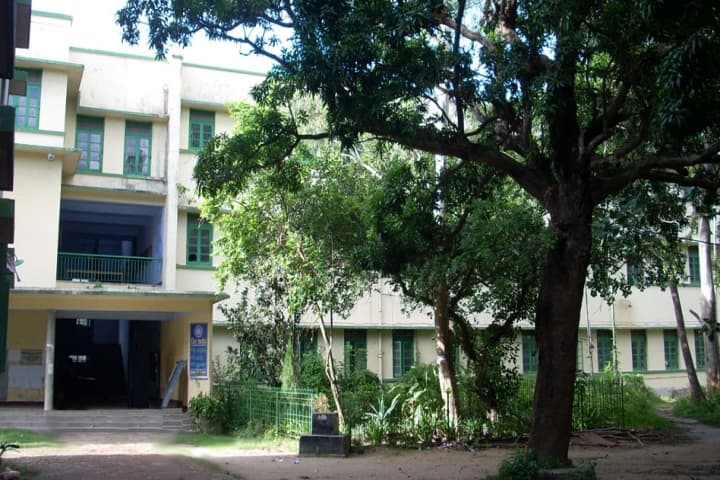 Hooghly Women's College, Pipulpati campus photo 5