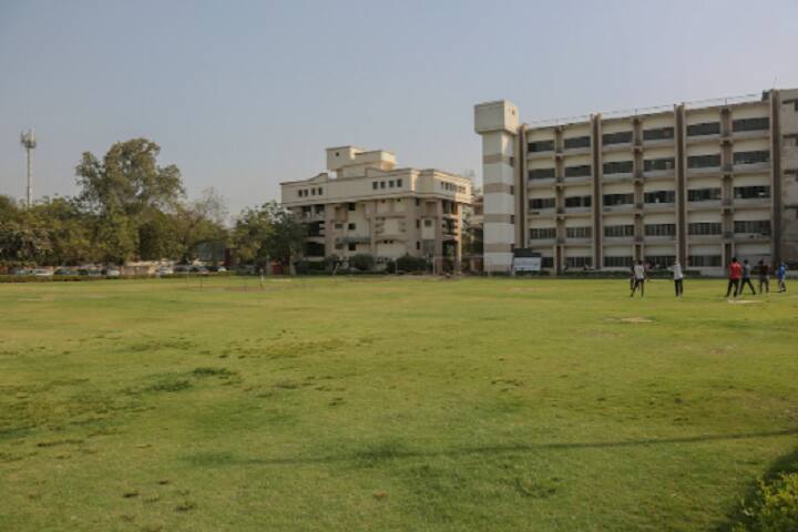 Faculty of Business Administration, GLS University, Ahmedabad campus photo 6