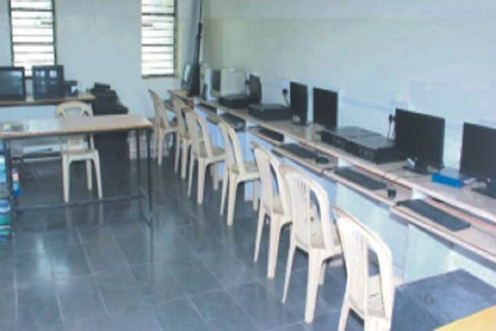 Solapur Zilla Samaj Seva Mandal's Santosh Bhimrao Patil Arts Commerce and Science College, Mandrup campus photo 3