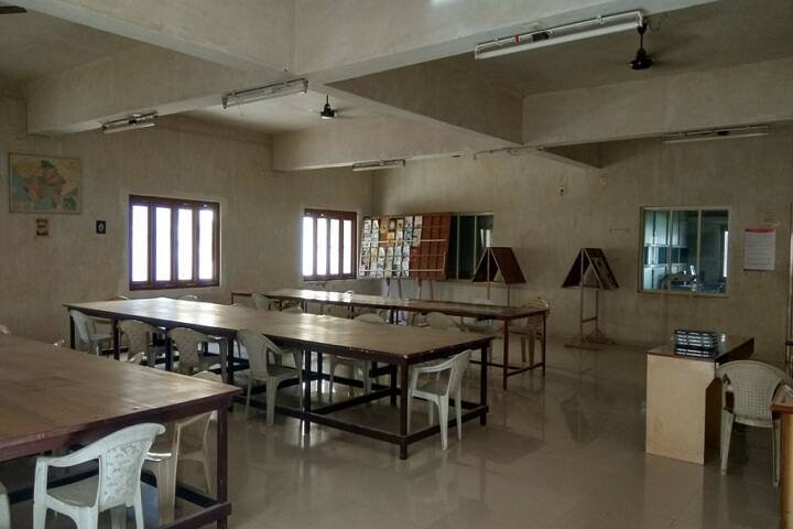 Shree Swaminarayan Sanskar Pharmacy College, Zundal campus photo 4