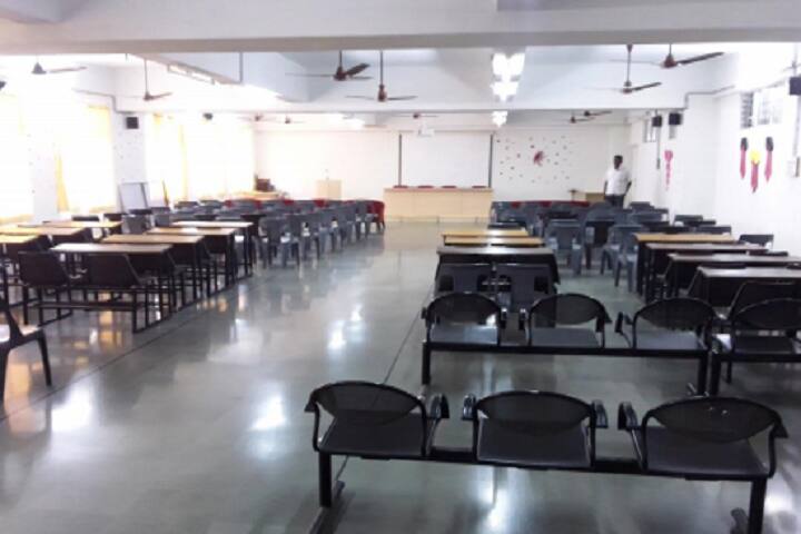 Nivrutti Babaji Navale College of Commerce, Pune campus photo 5