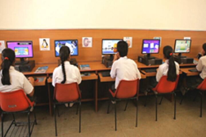 Narvadeshwar Degree College, Lucknow campus photo 2