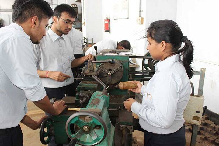 CIEM Kolkata campus photo 2