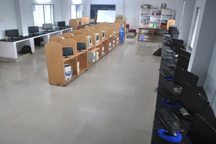NRK and KSR Gupta Degree College, Tenali campus photo 3
